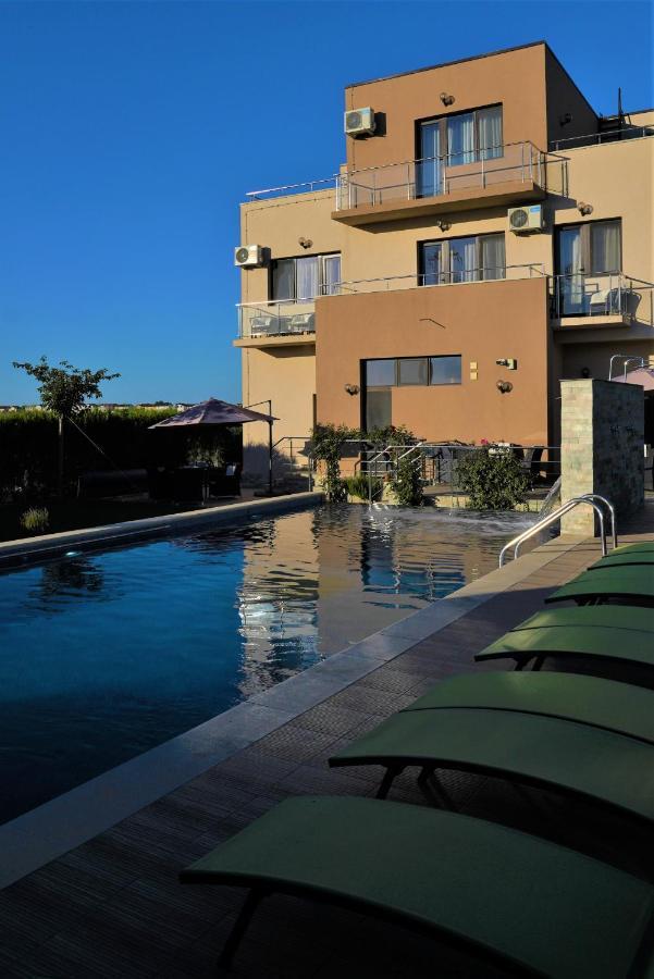 Indeep Club Otel Cumpăna Dış mekan fotoğraf