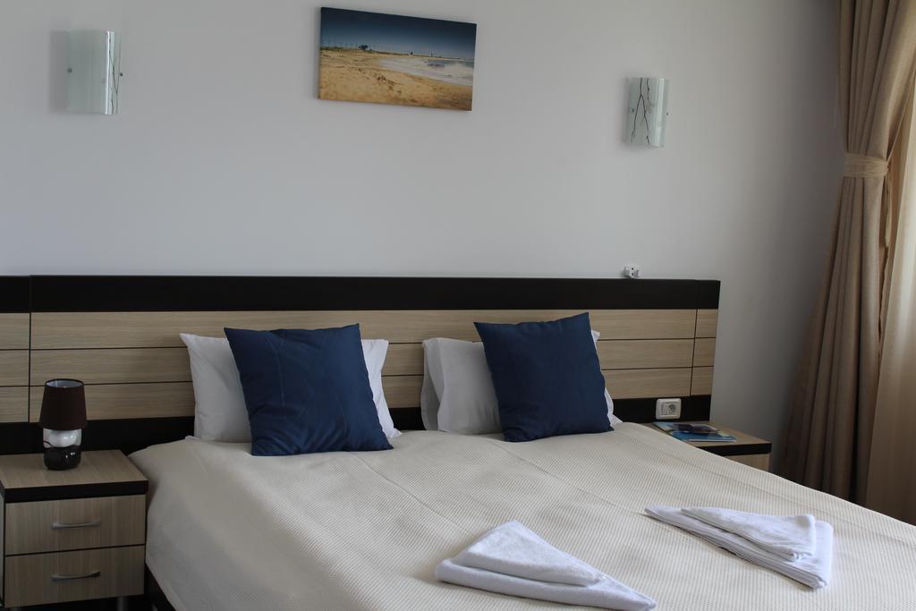 Indeep Club Otel Cumpăna Dış mekan fotoğraf