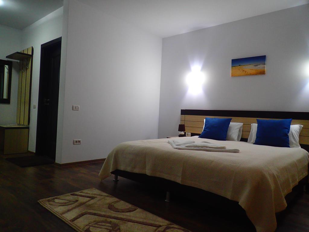 Indeep Club Otel Cumpăna Dış mekan fotoğraf