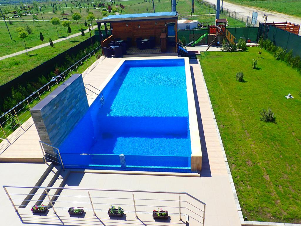 Indeep Club Otel Cumpăna Dış mekan fotoğraf