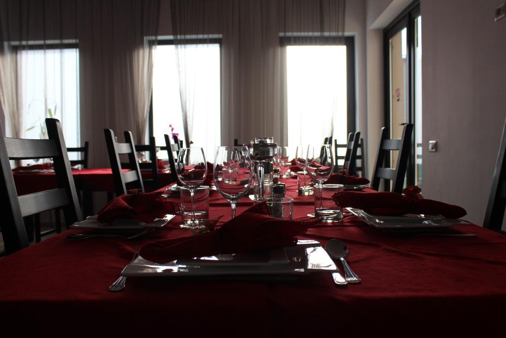 Indeep Club Otel Cumpăna Dış mekan fotoğraf